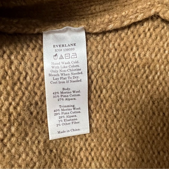 Everlane turtle neck sweater women’s size Small in camel - Picture 6 of 8